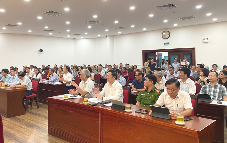 Tổ đại biểu số 6 - HĐND thành phố Hà Nội tiếp xúc cử tri các phường: Cầu Giấy, Yên Hòa, Nghĩa Đô sau kỳ họp thường lệ giữa năm 2025- Ảnh 1.