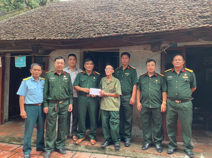Hội Cựu chiến binh xã Nội Bài thiết thực tri ân người có công- Ảnh 5.