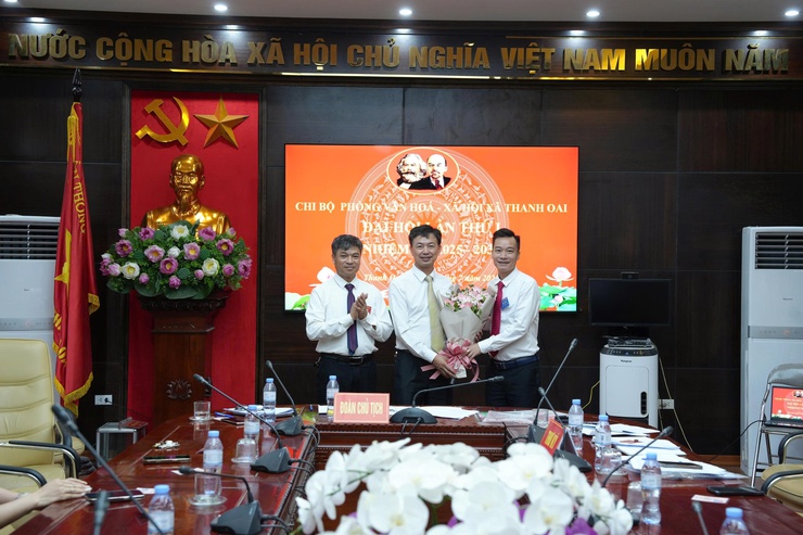 Đại hội Chi bộ phòng Văn hóa xã hội xã Thanh Oai lần thứ nhất, nhiệm kỳ 2025-2030- Ảnh 4.