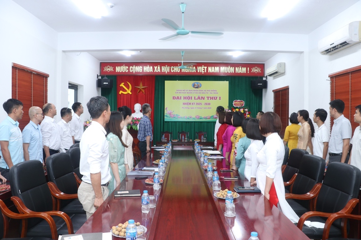 Chi bộ Ban quản lý Dự án đầu tư - Hạ tầng  xã Phù Đổng tổ chức Đại hội đại biểu lần thứ I, nhiệm kỳ 2025-2030 - Ảnh 1.