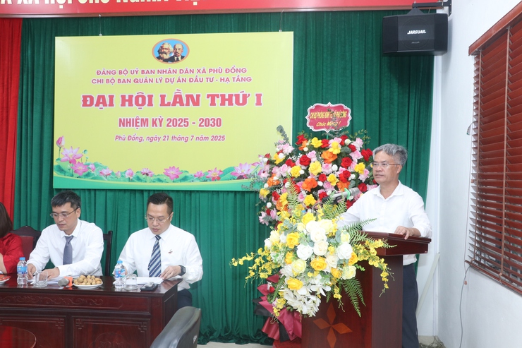 Chi bộ Ban quản lý Dự án đầu tư - Hạ tầng  xã Phù Đổng tổ chức Đại hội đại biểu lần thứ I, nhiệm kỳ 2025-2030 - Ảnh 3.