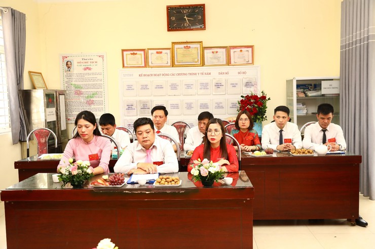 Các Chi bộ trực thuộc Đảng bộ UBND xã Sơn Đồng tổ chức Đại hội nhiệm kỳ 2025 - 2030- Ảnh 22.