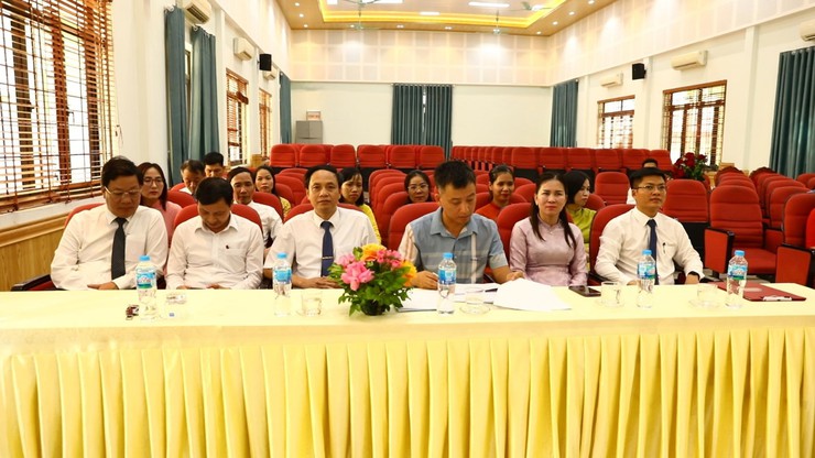 Các Chi bộ trực thuộc Đảng bộ UBND xã Sơn Đồng tổ chức Đại hội nhiệm kỳ 2025 - 2030- Ảnh 4.