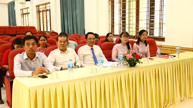 Các Chi bộ trực thuộc Đảng bộ UBND xã Sơn Đồng tổ chức Đại hội nhiệm kỳ 2025 - 2030- Ảnh 5.