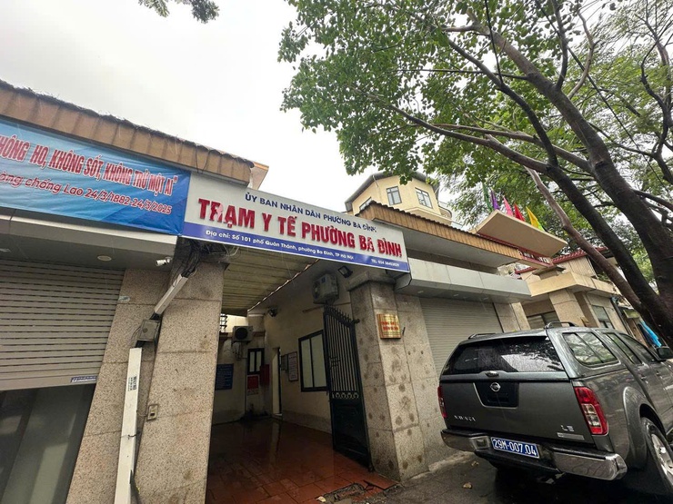 TRẠM Y TẾ PHƯỜNG BA ĐÌNH SẴN SÀNG NHÂN LỰC, VẬT LỰC ỨNG PHÓ CƠN BÃO SỐ 3 - WIPHA- Ảnh 2.