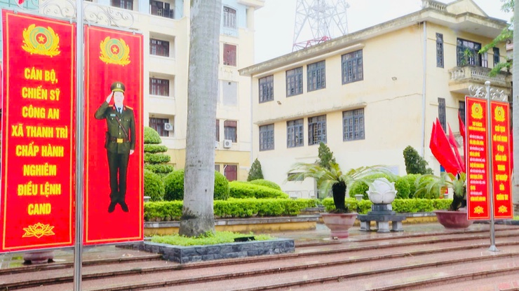 Công an xã Thanh Trì: Giữ vững vai trò nòng cốt, đảm bảo an ninh trật tự, giữ vững bình yên cho nhân dân. - Ảnh 8.