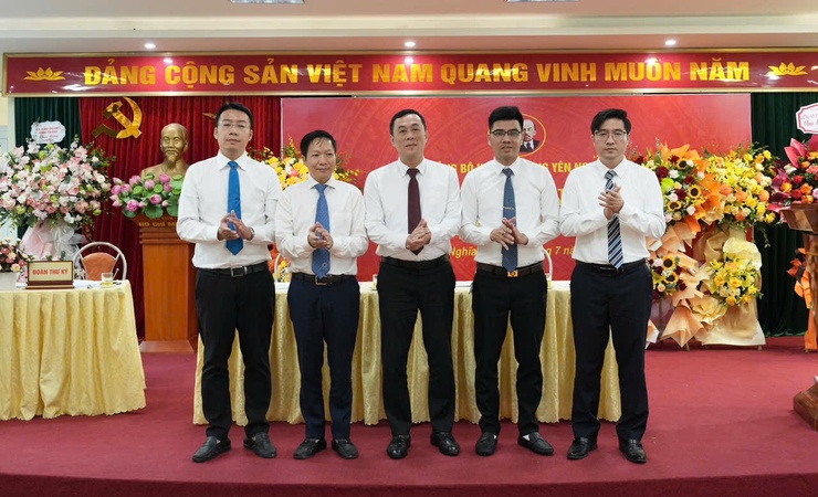 Đảng Bộ UBND phường Yên Nghĩa tổ chức thành công Đại hội lần thứ Nhất, nhiệm kỳ 2025-2030- Ảnh 6.