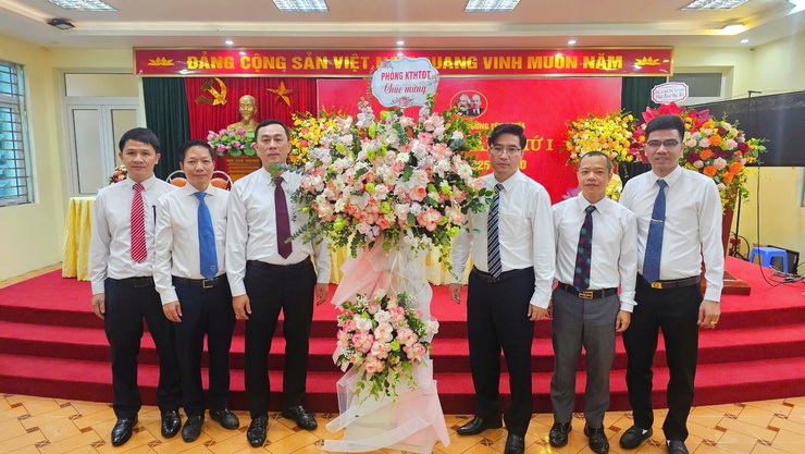 Đảng Bộ UBND phường Yên Nghĩa tổ chức thành công Đại hội lần thứ Nhất, nhiệm kỳ 2025-2030- Ảnh 9.