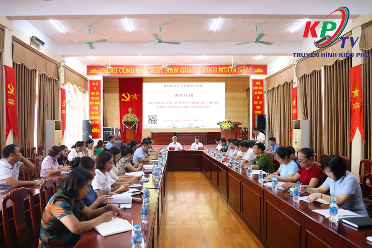 Đảng ủy xã Kiều Phú tổ chức hội nghị Giao ban với Bí thư Chi bộ các trường học trên địa bàn xã- Ảnh 1.