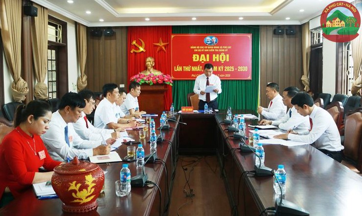 Đại hội chi bộ cơ quan Uỷ ban Kiểm tra Đảng uỷ xã Phú Cát lần thứ I, nhiệm kỳ 2025-2030- Ảnh 2.