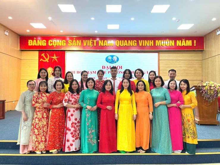 Chi bộ Trạm Y tế phường Phương Liệt tổ chức Đại hội Chi bộ lần thứ nhất, nhiệm kỳ 2025 - 2030

- Ảnh 3.
