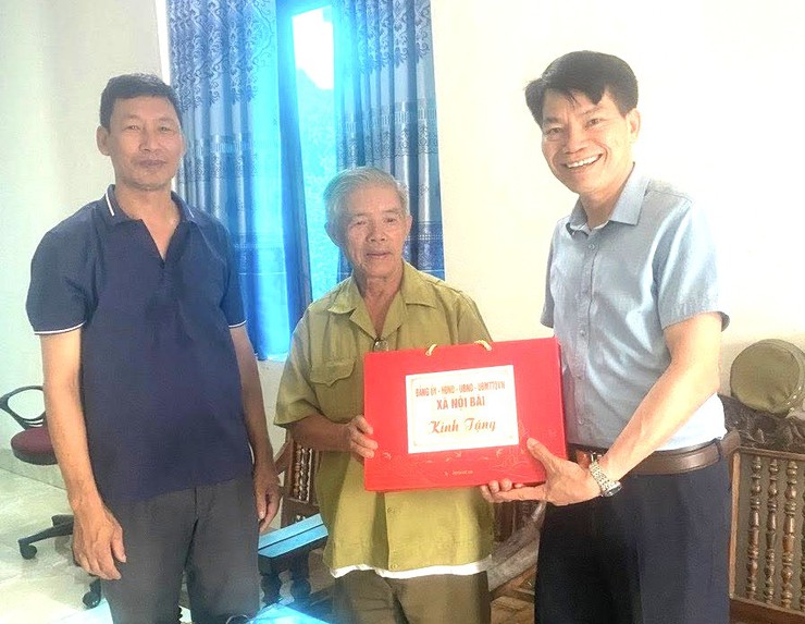 LÃNH ĐẠO XÃ NỘI BÀI THĂM, TẶNG QUÀ GIA ĐÌNH CHÍNH SÁCH NHÂN NGÀY THƯƠNG BINH LIỆT SỸ 27/7- Ảnh 10.