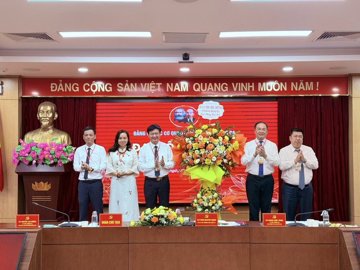 Đại hội Đảng bộ các cơ quan Đảng phường Đống Đa lần thứ I, nhiệm kỳ 2025 - 2030- Ảnh 7.