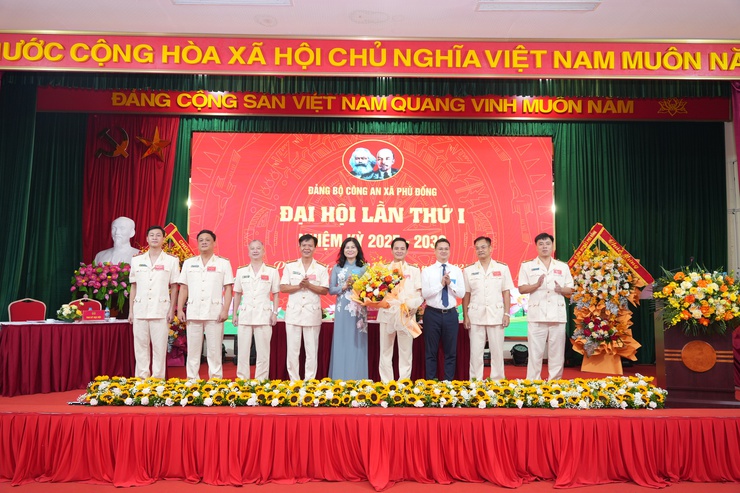 Đại hội Đảng bộ Công an xã Phù Đổng lần thứ I, nhiệm kỳ 2025-2030- Ảnh 4.