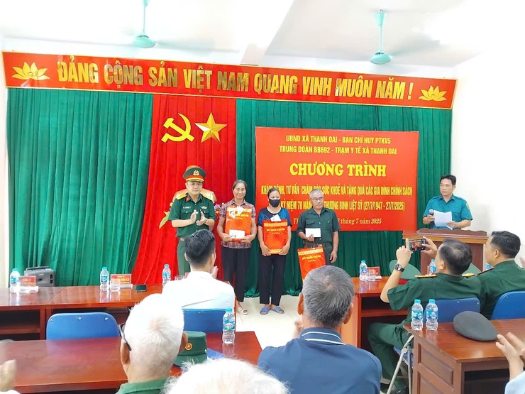XÃ THANH OAI: TRI ÂN NGƯỜI CÓ CÔNG - LAN TỎA ĐẠO LÝ "UỐNG NƯỚC NHỚ NGUỒN"- Ảnh 1.