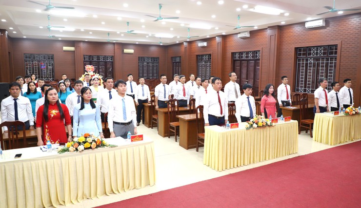 🎉 ĐẠI HỘI CHI BỘ CÁC CƠ QUAN ĐẢNG ỦY XÃ YÊN XUÂN 🎉- Ảnh 1.