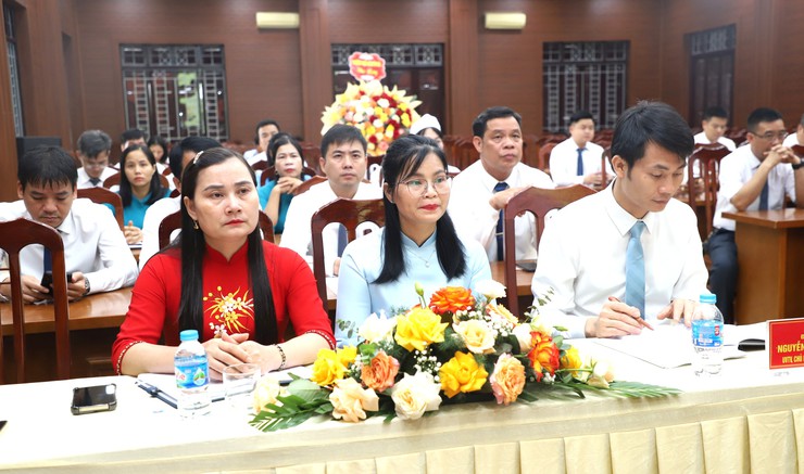 🎉 ĐẠI HỘI CHI BỘ CÁC CƠ QUAN ĐẢNG ỦY XÃ YÊN XUÂN 🎉- Ảnh 4.