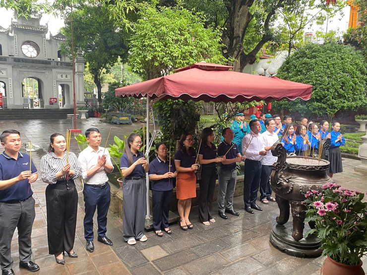 Phường Ba Đình thắp sáng "lửa" tri ân- Ảnh 9.