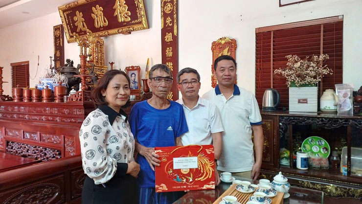 Xã Tiến Thắng tổ chức nhiều hoạt động ý nghĩa tri ân Ngày Thương binh - Liệt sĩ- Ảnh 1.