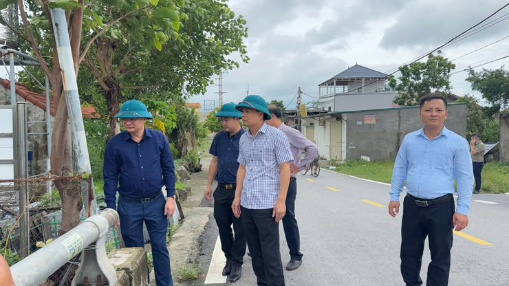 Xã Tam Hưng chủ động triển khai phương án phòng chống thiên tai và tìm kiếm cứu nạn 2025- Ảnh 2.