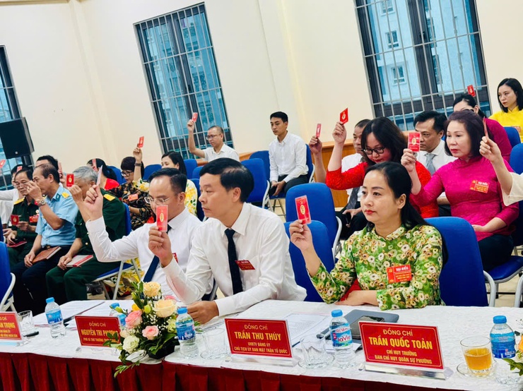 ĐẠI HỘI CÁC CƠ QUAN ĐẢNG PHƯỜNG TƯƠNG MAI LẦN THỨ I: DẤU ẤN CỦA ĐOÀN KẾT, DÂN CHỦ, KỶ CƯƠNG, ĐỘT PHÁ, PHÁT TRIỂN
- Ảnh 2.