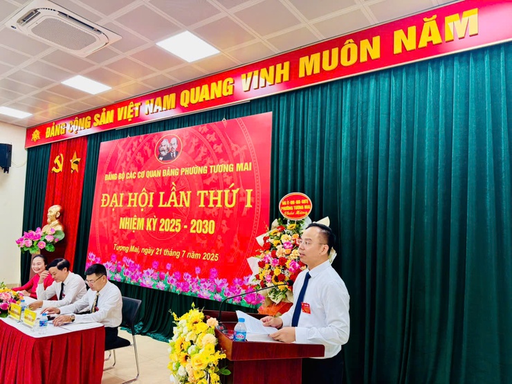 ĐẠI HỘI CÁC CƠ QUAN ĐẢNG PHƯỜNG TƯƠNG MAI LẦN THỨ I: DẤU ẤN CỦA ĐOÀN KẾT, DÂN CHỦ, KỶ CƯƠNG, ĐỘT PHÁ, PHÁT TRIỂN
- Ảnh 3.