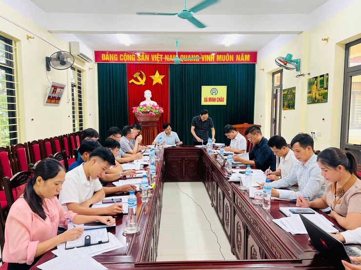 Minh Châu: Tổ chức hội nghị lấy ý kiến góp ý vào dự thảo Báo cáo chính trị trình Đại hội Đảng bộ xã lần thứ I, nhiệm kỳ 2025–2030- Ảnh 1.