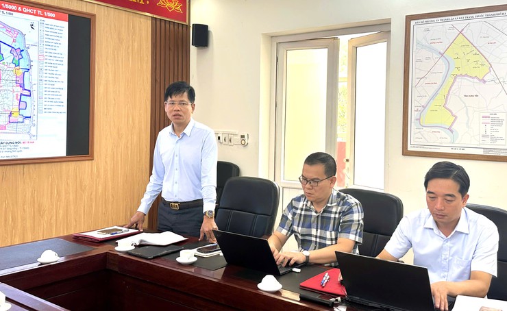Sở quy hoạch Kiến trúc Hà Nội làm việc với xã Bát Tràng về công tác quy hoạch phát triển làng nghề truyền thống gắn với du lịch tại làng gốm sứ Bát Tràng- Ảnh 2.