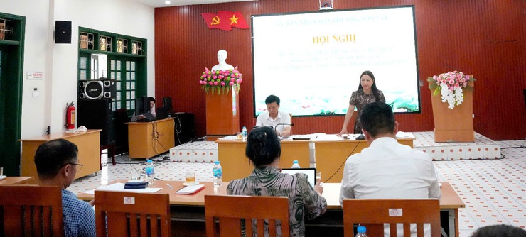 Lãnh đạo phường làm việc với Trung tâm Văn hóa - Thông tin và Thể thao- Ảnh 1.
