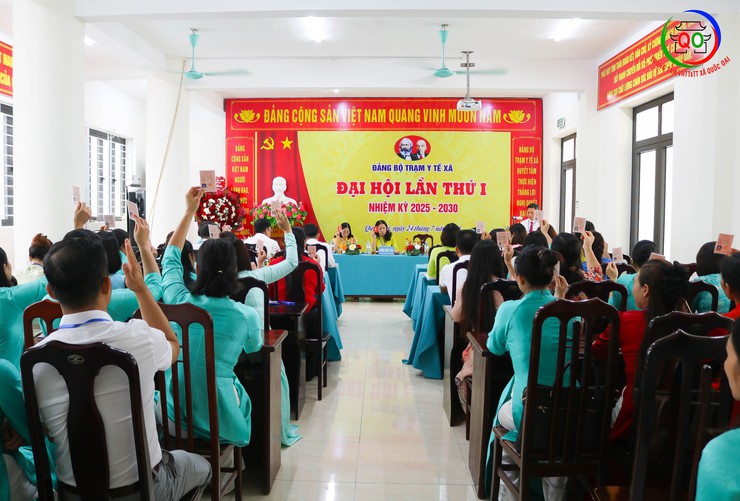 Đại hội Đảng bộ Trạm y tế xã Quốc Oai lần thứ nhất, nhiệm kỳ 2025 - 2030- Ảnh 10.
