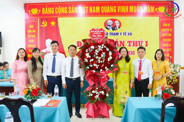 Đại hội Đảng bộ Trạm y tế xã Quốc Oai lần thứ nhất, nhiệm kỳ 2025 - 2030- Ảnh 2.