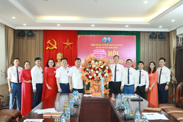 Đại hội Chi bộ Ban Xây dựng Đảng: Tập trung xây dựng tổ chức Đảng vững mạnh, nhiệm kỳ 2025–2030- Ảnh 3.