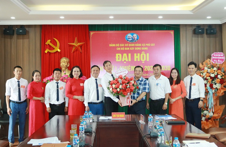 Đại hội Chi bộ Ban Xây dựng Đảng: Tập trung xây dựng tổ chức Đảng vững mạnh, nhiệm kỳ 2025–2030- Ảnh 4.