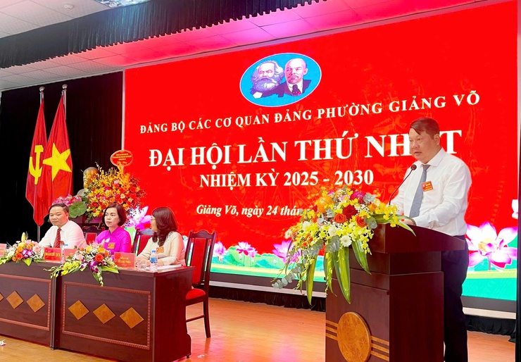 Đại hội Đảng bộ các cơ quan Đảng phường Giảng Võ lần thứ nhất nhiệm kỳ 2025-2030 thành công tốt đẹp- Ảnh 2.