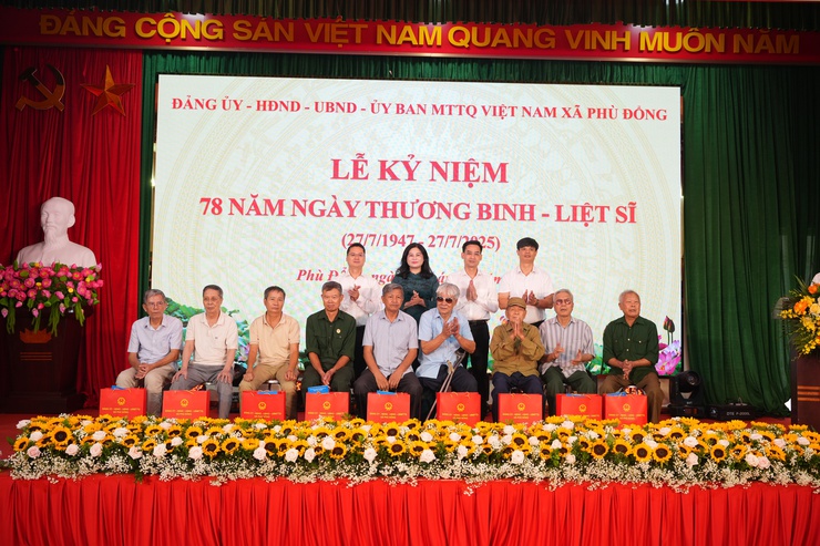 Xã Phù Đổng tổ chức Lễ kỷ niệm 78 năm ngày Thương binh-Liệt sỹ (27/7/1947 – 27/7/2025)- Ảnh 3.