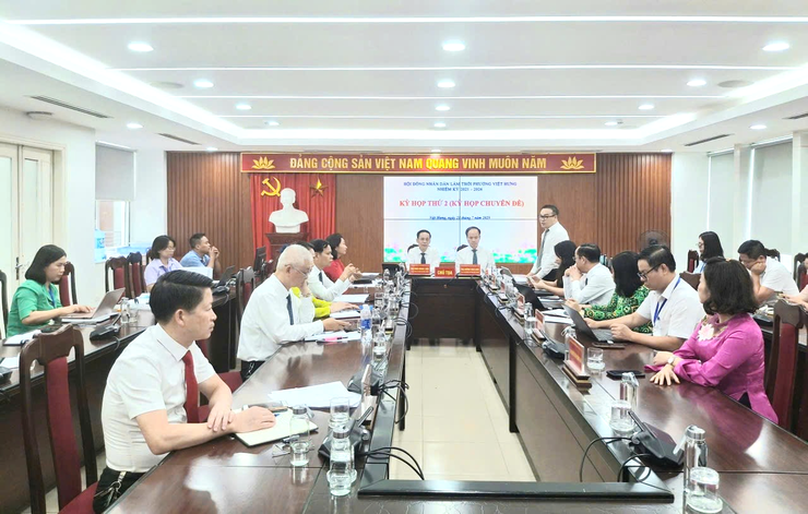 Kỳ họp thứ hai (kỳ họp chuyên đề) Hội đồng nhân dân lâm thời phường Việt Hưng, nhiệm kỳ 2021-2026- Ảnh 6. Kỳ họp thứ hai (kỳ họp chuyên đề) Hội đồng nhân dân lâm thời phường Việt Hưng, nhiệm kỳ 2021-2026- Ảnh 6.