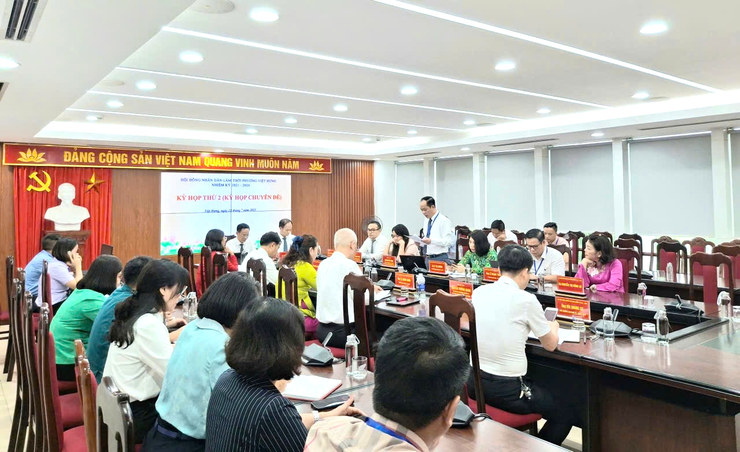 Kỳ họp thứ hai (kỳ họp chuyên đề) Hội đồng nhân dân lâm thời phường Việt Hưng, nhiệm kỳ 2021-2026- Ảnh 4.
