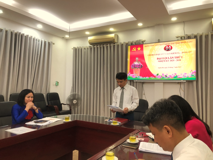 Đại hội Chi bộ Cơ quan Uỷ ban kiểm tra Đảng ủy phường Nghĩa Đô lần thứ I, nhiệm kỳ 2025 - 2030- Ảnh 1.