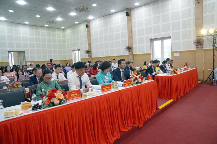 Đảng bộ UBND phường Long Biên tổ chức thành công Đại hội lần thứ Nhất, nhiệm kỳ 2025 – 2030- Ảnh 4.
