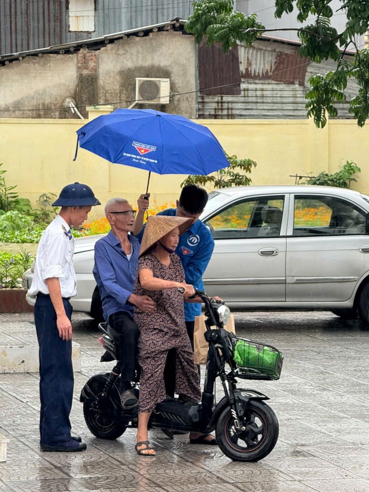 Xã Bình Minh tổ chức khám, tư vấn sức khỏe, cấp thuốc miễn phí cho người có công với cách mạng- Ảnh 12.