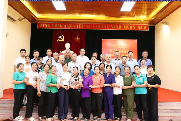LỄ CÔNG BỐ QUYẾT ĐỊNH THÀNH LẬP HỘI NÔNG DÂN XÃ HỒNG VÂN; HỘI NGHỊ BAN CHẤP HÀNH HND XÃ LẦN THỨ NHẤT NHIỆM KỲ 2023-2028
- Ảnh 3.