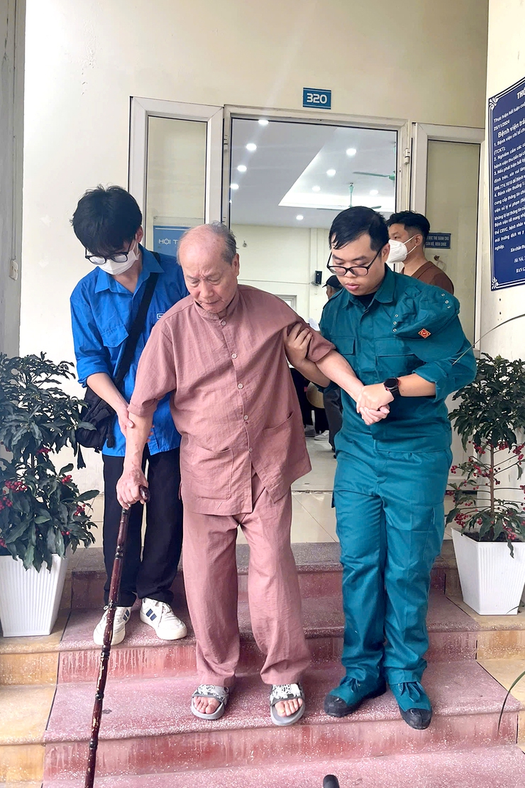 Phường Thanh Xuân tổ chức khám bệnh, chăm sóc sức khỏe cho đối tượng chính sách- Ảnh 14.