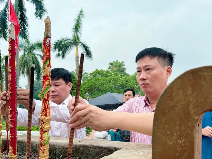 Xã Nam Phù: Đời đời nhớ ơn các anh hùng, liệt sỹ đã ngã xuống vì độc lập, tự do của Tổ quốc- Ảnh 11.