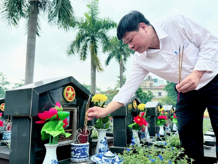 Xã Nam Phù: Đời đời nhớ ơn các anh hùng, liệt sỹ đã ngã xuống vì độc lập, tự do của Tổ quốc- Ảnh 17.