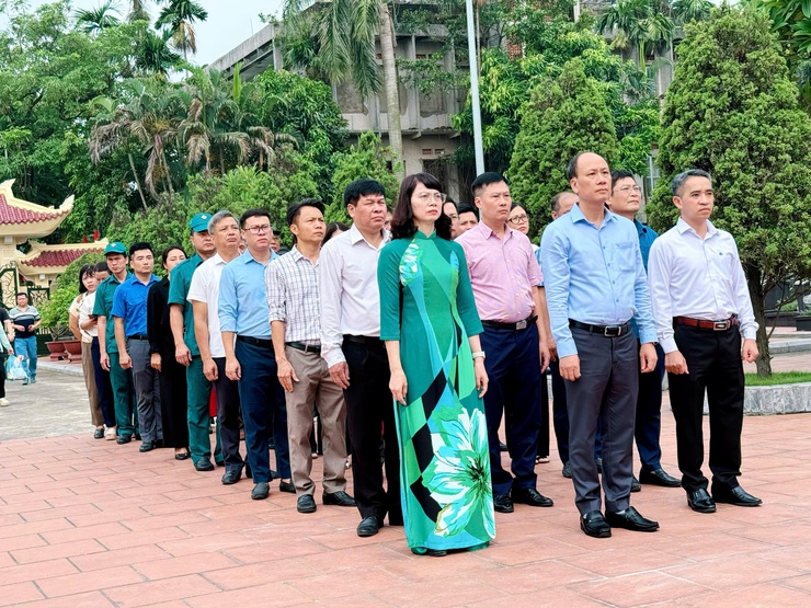 Xã Nam Phù: Đời đời nhớ ơn các anh hùng, liệt sỹ đã ngã xuống vì độc lập, tự do của Tổ quốc- Ảnh 7.