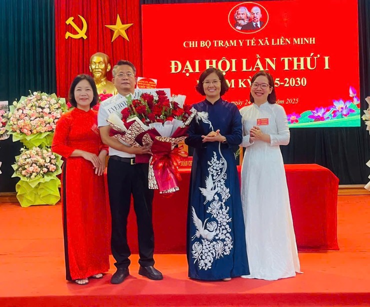 Đại hội Chi bộ Trạm y tế xã Liên Minh lần thứ I, nhiệm kỳ 2025-2030- Ảnh 3.
