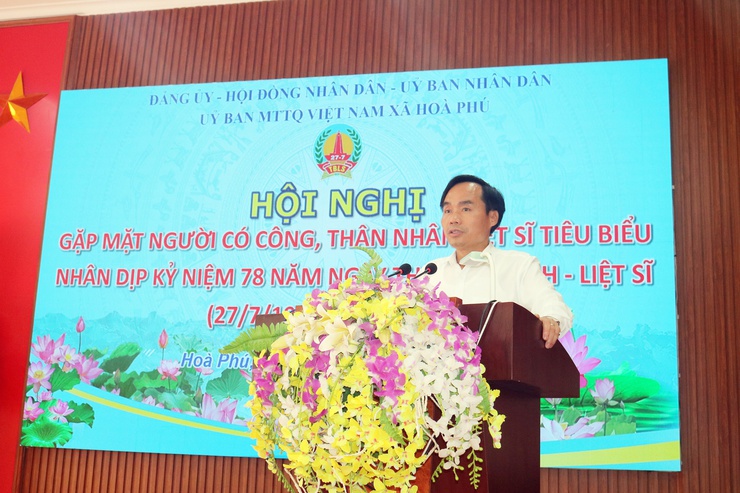 Xã Hòa Phú: Tổ chức Hội nghị gặp mặt người có công với cách mạng, thân nhân liệt sĩ tiêu biểu trên địa bàn xã- Ảnh 2.
