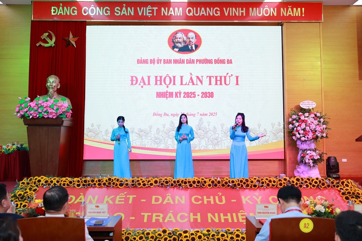 Đại hội Đảng bộ Uỷ ban nhân dân phường Đống Đa lần thứ I, nhiệm kỳ 2025 - 2030 thành công tốt đẹp- Ảnh 2.