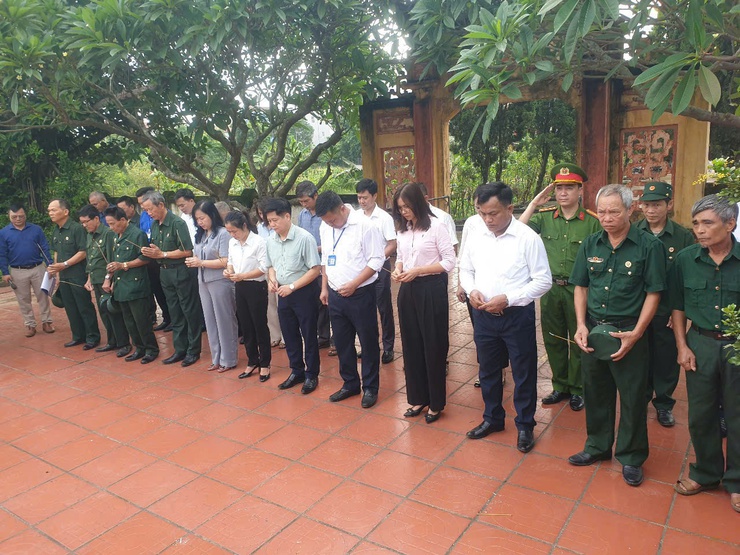 TRI ÂN SÂU SẮC – XÃ ĐA PHÚC TỔ CHỨC LỄ TƯỞNG NIỆM CÁC ANH HÙNG LIỆT SĨ- Ảnh 10.