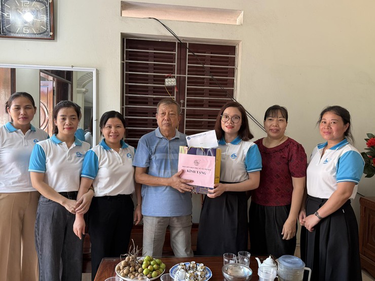 HỘI LHPN XÃ NỘI BÀI TRI ÂN GIA ĐÌNH CÓ CÔNG VỚI CÁCH MẠNG NHÂN NGÀY 27/7- Ảnh 21.